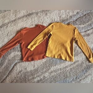Set of 2 Boys’ Old Navy Thermal size 6-7. Yellow and Orange.